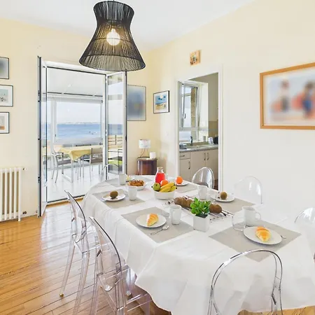 Holiday home -avel Dro- Belle Maison Familiale Vue Corniche Concarneau